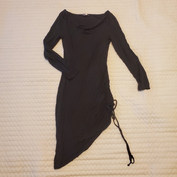VENUS Dresses & Skirts - Black Dress